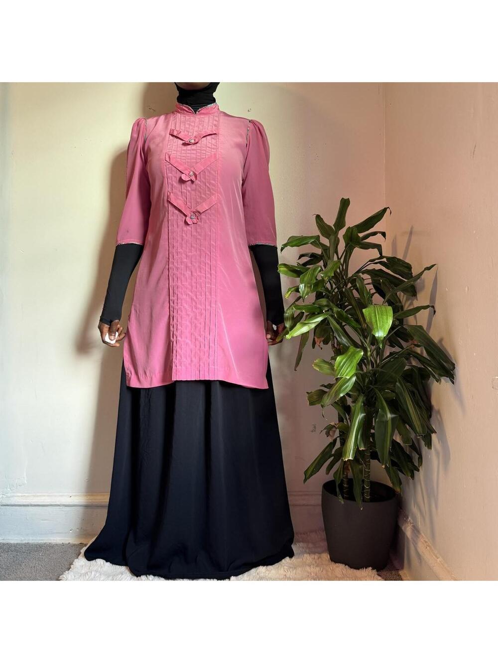 70s bubblegum pink Barbiecore mandarin collar prairie dress fits M